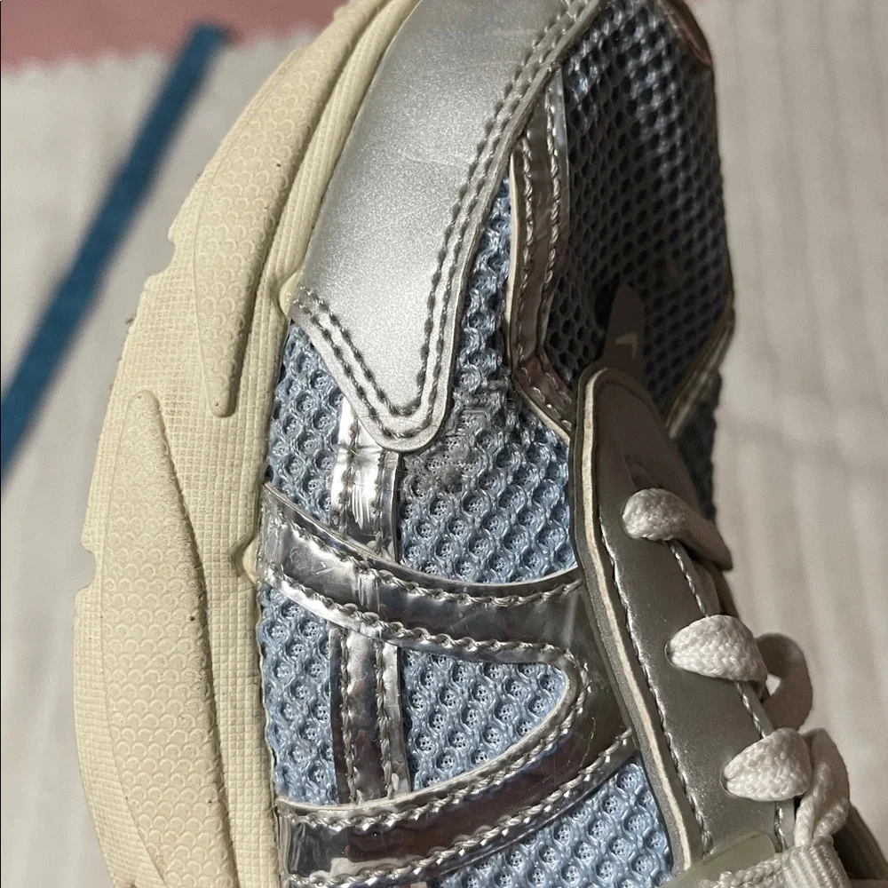 Nike V2K Run | Size 10